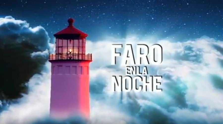 Faro en la Noche